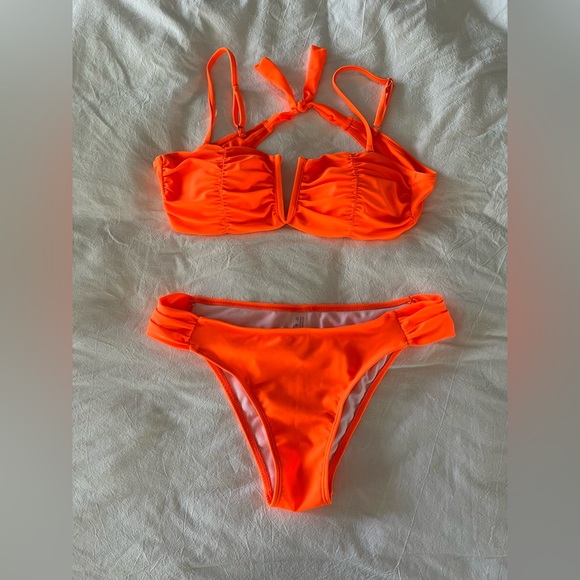 Cupshe Other - Cupshe neon bikini set